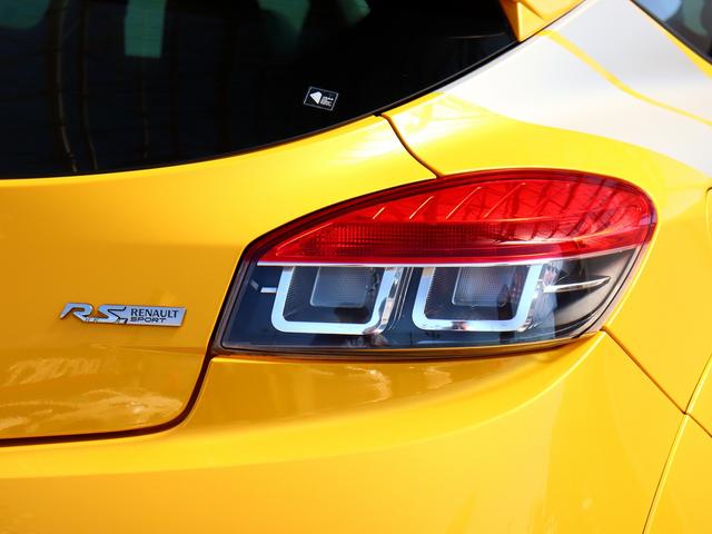 メガーヌ ルノー スポール レカロシート キーレス ETC クルーズコントロール ディスチャージヘッドライト 純正18インチアルミホイール ブレンボキャリパー(43枚目)