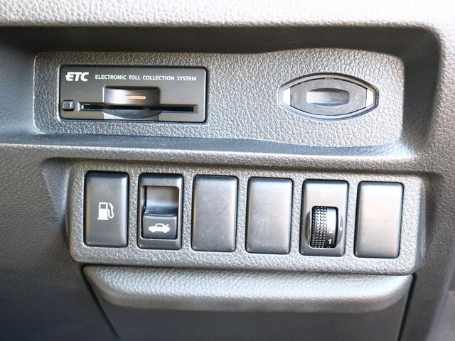 ティアナ ２５０ＸＥ　純正ナビ　バックカメラ　ＣＤ　コンビハンドル　ＥＴＣ　インテリジェントキー　プッシュスタート　サイドエアバック　ウインカーミラー（18枚目）