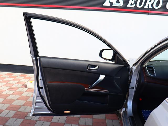 ティアナ ２５０ＸＥ　純正ナビ　バックカメラ　ＣＤ　コンビハンドル　ＥＴＣ　インテリジェントキー　プッシュスタート　サイドエアバック　ウインカーミラー（27枚目）