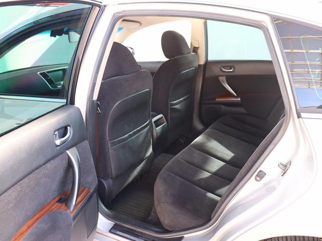 ティアナ ２５０ＸＥ　純正ナビ　バックカメラ　ＣＤ　コンビハンドル　ＥＴＣ　インテリジェントキー　プッシュスタート　サイドエアバック　ウインカーミラー（33枚目）