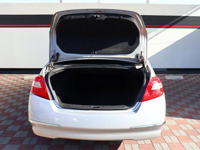 ティアナ ２５０ＸＥ　純正ナビ　バックカメラ　ＣＤ　コンビハンドル　ＥＴＣ　インテリジェントキー　プッシュスタート　サイドエアバック　ウインカーミラー（36枚目）