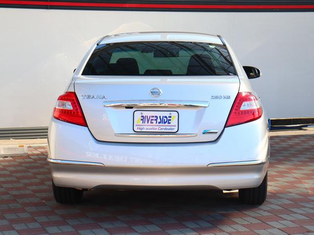 ティアナ ２５０ＸＥ　純正ナビ　バックカメラ　ＣＤ　コンビハンドル　ＥＴＣ　インテリジェントキー　プッシュスタート　サイドエアバック　ウインカーミラー（45枚目）