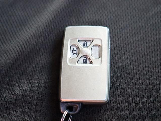 ヴェルファイア 2.4Z 純正HDDナビ フルセグ バック・フロントカメラ スマートキー 左側パワースライドドア 横滑り防止 コーナーセンサー ディスチャージヘッドライト フォグランプ 純正18インチアルミ(16枚目)