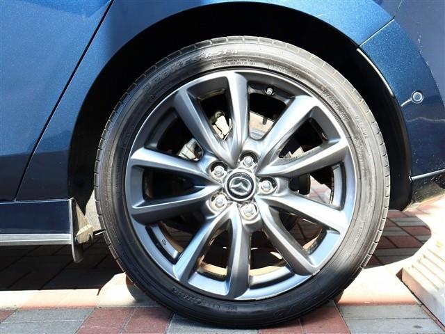 ＭＡＺＤＡ３ファストバック ２０Ｓプロアクティブ　ワンオーナー車　純正ナビ　バックカメラ　ＢＴ　ＨＤＭＩ　スマートキー　ＥＴＣ　アクティブドライビングディスプレイ　コーナーセンサー　ＬＥＤヘッドライト　純正１８インチアルミ　コーナーセンサー（67枚目）