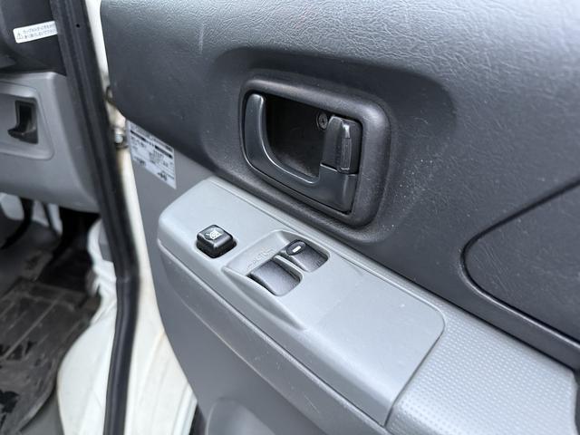 ミニキャブバン ＣＬ　５速ＭＴ☆ＥＴＣ☆ハイルーフ☆くるくるハンドル☆（28枚目）