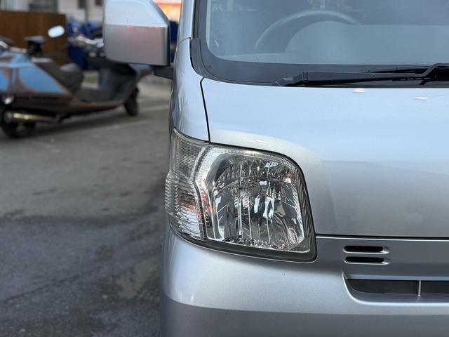 ハイゼットカーゴ クルーズターボ　４ＷＤ！ターボ！純正ＡＷ！社外ナビ！ＥＴＣ！（8枚目）