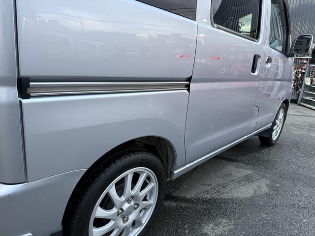 ハイゼットカーゴ クルーズターボ　４ＷＤ！ターボ！純正ＡＷ！社外ナビ！ＥＴＣ！（12枚目）