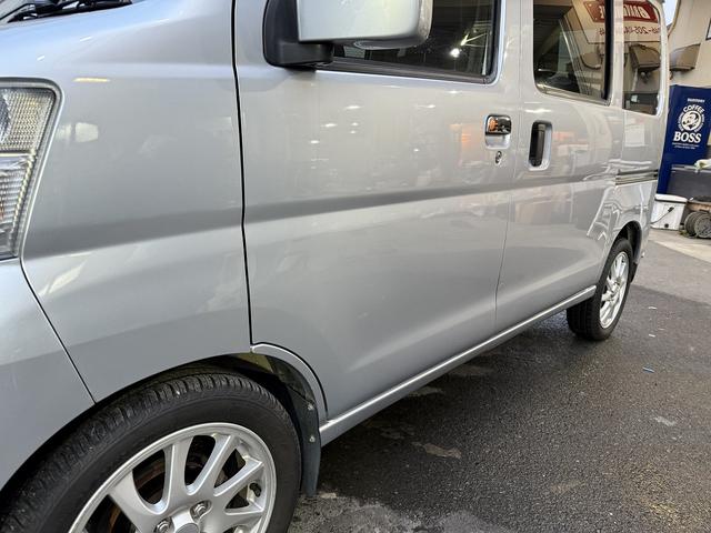 ハイゼットカーゴ クルーズターボ　４ＷＤ！ターボ！純正ＡＷ！社外ナビ！ＥＴＣ！（28枚目）