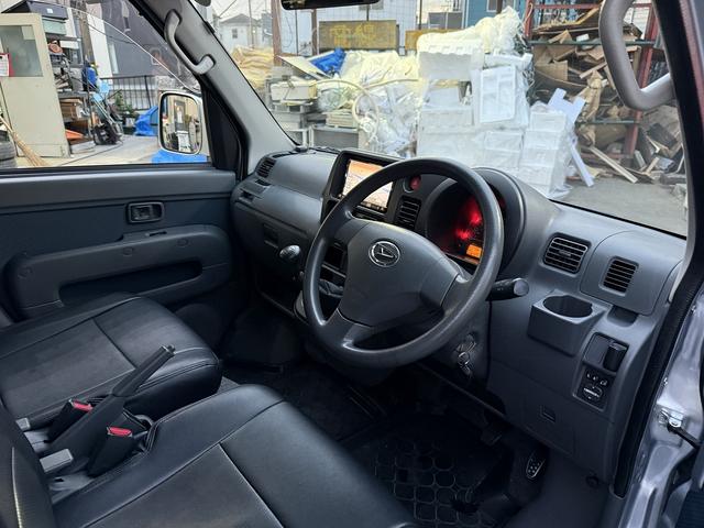 ハイゼットカーゴ クルーズターボ　４ＷＤ！ターボ！純正ＡＷ！社外ナビ！ＥＴＣ！（32枚目）