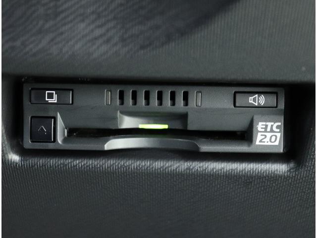 Sスタイルブラック ワンオーナ CD再生機能 LEDランプ Bカメ Sキー ナビTV 横滑り防止装置 メモリナビ ETC キーレス パワステ 盗難防止装置 ワンセグTV 記録簿 ABS オートエアコン パワーウインドウ(9枚目)