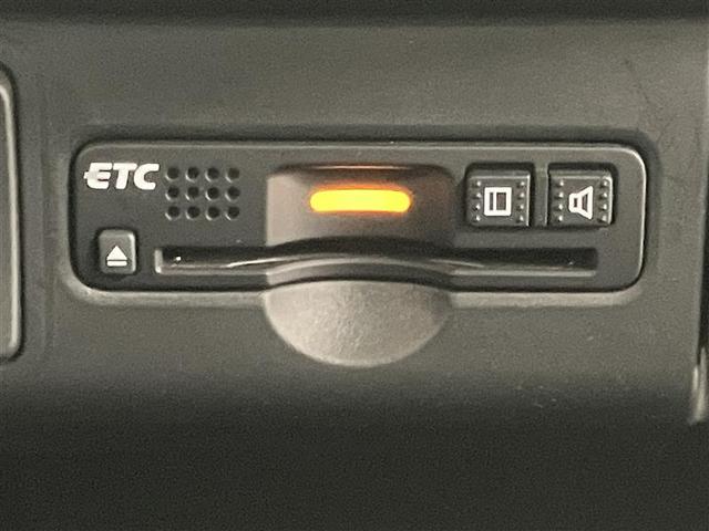 Ｎ－ＢＯＸカスタム Ｇ　ターボＳＳブラックスタイルパッケージ　レーダーブレーキ　ナビＴＶ　地デジフルセグ　盗難防止システム　アルミホイール　メモリーナビ　両側パワースライドドア　キーレス　パワステ　横滑り防止　カーテンエアバック　ＤＶＤ　Ｉ－ＳＴＯＰ　エアコン（10枚目）