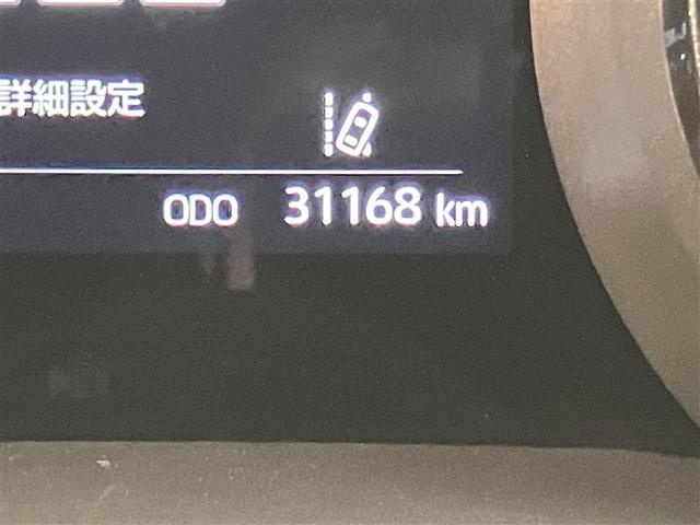 ヤリス Ｚ　リアカメラ　地デジＴＶ　インテリキー　オートクルーズ　ワンオーナー車　メンテナンスノート　ＥＳＣ　ＬＥＤヘッドライト　盗難防止装置　パワーステアリング　リモコンキー　エアバッグ　ＥＴＣ　メモリナビ（15枚目）
