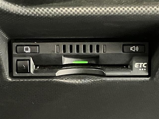 ライズ Ｚ　誤発進抑制機能　エアコン　スマートキー＆プッシュスタート　地デジＴＶ　ドライブレコーダ　ＶＳＡ　盗難防止装置　ミュージックプレイヤー接続可　アイドリングストップ機能　クルコン　バックモニター　キーレス（9枚目）
