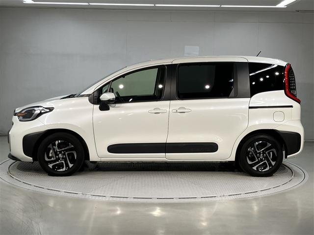 シエンタ ハイブリッドZ TSS ワンオーナ エアバック アルミ キーレスエントリー イモビライザー 整備記録簿 バックモニター LEDヘッドライト ETC車載器 横滑り防止 スマートキー オートエアコン サイドエアバッグ(2枚目)