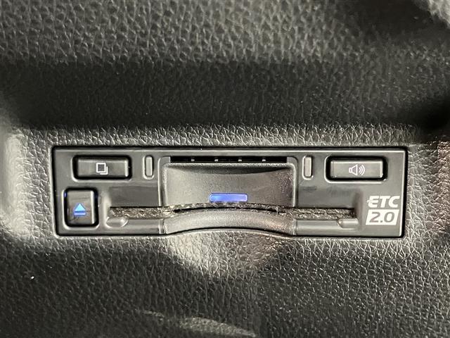 シエンタ ハイブリッドZ TSS ワンオーナ エアバック アルミ キーレスエントリー イモビライザー 整備記録簿 バックモニター LEDヘッドライト ETC車載器 横滑り防止 スマートキー オートエアコン サイドエアバッグ(11枚目)