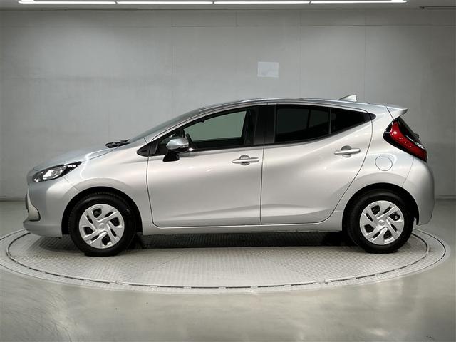 アクア Ｇ　ワンオーナ　ＶＳＣ　衝突軽減ブレーキ　メモリナビ　バックモニター　ＬＥＤ　クルーズコントロール　スマートキー　ＥＴＣ車載器　ＡＣ１００Ｖ　ドライブレコーダー　ナビ　パワーウィンドウ　イモビライザー（2枚目）