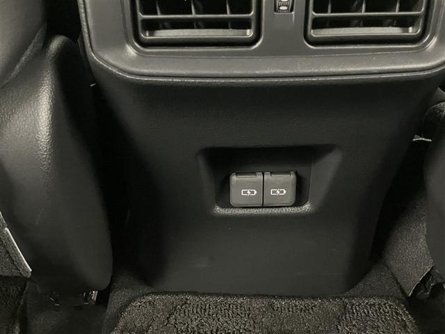 RAV4 ハイブリッドG 衝突被害軽減装置 ドライブレコーダ AC100V電源 ワンオーナ- バックモニター 整備記録簿 地デジTV LEDヘッドライト スマキー 電動シ-ト AWD TVナビ パワステ 横滑り防止装置 AAC(32枚目)