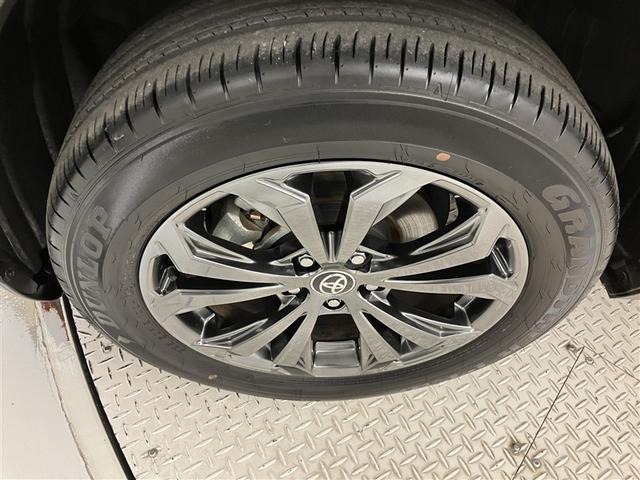 RAV4 ハイブリッドG 衝突被害軽減装置 ドライブレコーダ AC100V電源 ワンオーナ- バックモニター 整備記録簿 地デジTV LEDヘッドライト スマキー 電動シ-ト AWD TVナビ パワステ 横滑り防止装置 AAC(39枚目)