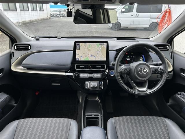 アクア Ｚ　ＬＥＤヘッドライト　スマートキー　１００Ｖ電源　イモビライザー　アルミホイール　ドライブレコーダー　オートクルーズコントロール　フルセグＴＶ　エアコン　ＥＳＣ　ナビ＆ＴＶ　カーテンエアバッグ　ＥＴＣ（4枚目）