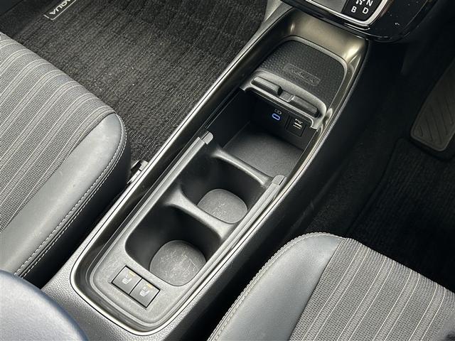 アクア Ｚ　ＬＥＤヘッドライト　スマートキー　１００Ｖ電源　イモビライザー　アルミホイール　ドライブレコーダー　オートクルーズコントロール　フルセグＴＶ　エアコン　ＥＳＣ　ナビ＆ＴＶ　カーテンエアバッグ　ＥＴＣ（25枚目）