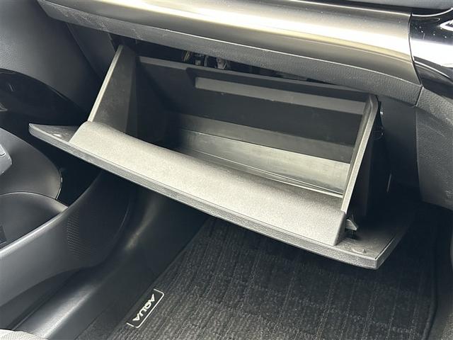 アクア Ｚ　ＬＥＤヘッドライト　スマートキー　１００Ｖ電源　イモビライザー　アルミホイール　ドライブレコーダー　オートクルーズコントロール　フルセグＴＶ　エアコン　ＥＳＣ　ナビ＆ＴＶ　カーテンエアバッグ　ＥＴＣ（31枚目）