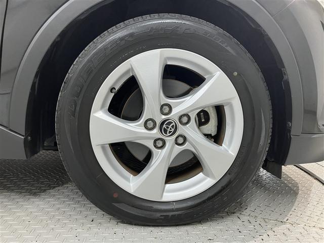 Ｃ－ＨＲ Ｓ－Ｔ　サイドエアバック　イモビライザー　バックモニター　オートクルーズコントロール　エアバッグ　ドライブレコーダー　アルミホイール　横滑り防止装置　ＡＢＳ　ナビ＆ＴＶ　スマートキー　オートエアコン　キーレス（16枚目）