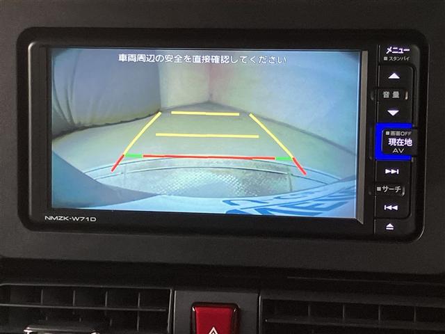 タント カスタムＸ　衝突軽減ブレーキ　アイドリングストップ機能　Ｂカメラ　ナビＴＶ　盗難警報装置　ＬＥＤ　ＥＴＣ　キーレスエントリー　スマキー　フルセグＴＶ　エアコン　Ｗエアバッグ　ＤＶＤ　パワステ　サイドエアバッグ（8枚目）