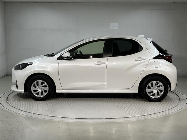 ヤリス ハイブリッドX カーテンエアバッグ イモビライザー レンタカーアップ バックモニター ワイヤレスキー ABS ナビ 定期点検記録簿 オートクルーズ ミュージックプレイヤー接続可 Wエアバック パワーウィンドウ ETC(2枚目)