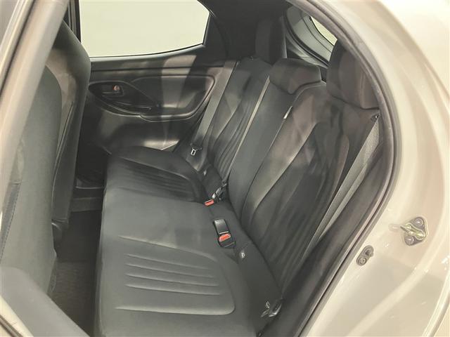 ヤリス ハイブリッドX カーテンエアバッグ イモビライザー レンタカーアップ バックモニター ワイヤレスキー ABS ナビ 定期点検記録簿 オートクルーズ ミュージックプレイヤー接続可 Wエアバック パワーウィンドウ ETC(14枚目)