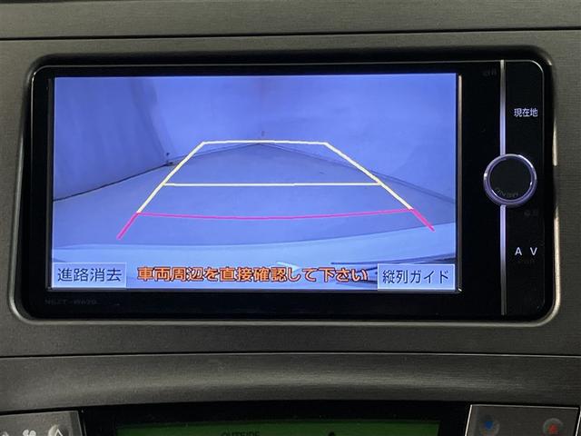プリウス S Bモニタ- フルセグ地デジ AUX接続可 インテリキー デュアルエアバック エアB イモビライザー DVD再生可能 ワンオーナー車 ナビTV AUTOエアコン 横スベリ防止 アルミホイール ETC装備(7枚目)
