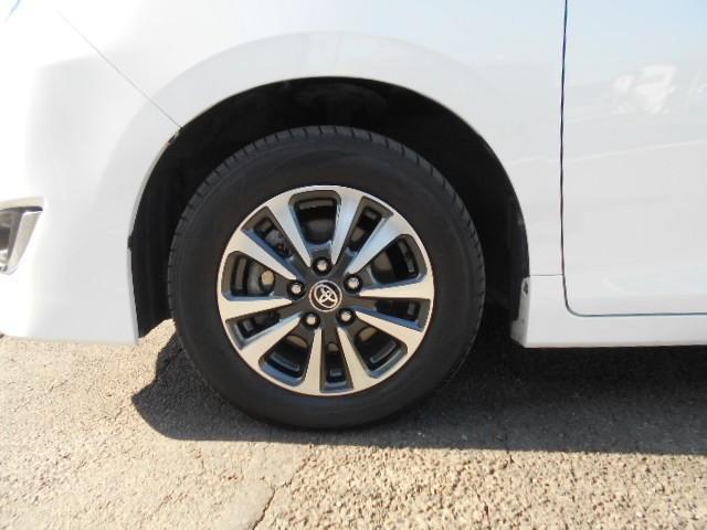 エスクァイア Gi 両側Pドア 1オナ スマートキーPスタート リアカメラ AUX アイドリングSTOP ETC車載器 オートエアコン イモビライザー オートクルーズコントロール キーレス ナビTV 定期点検記録簿 3列(11枚目)