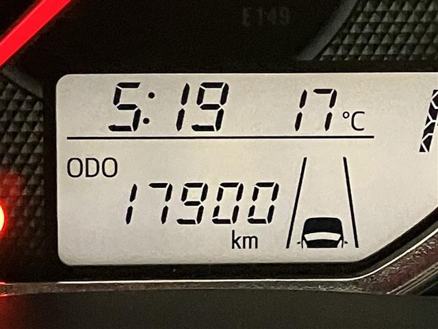 カローラアクシオ １．５Ｇ　ダブルバイビー　衝突回避システム　Ｂカメラ　ワンセグＴＶ　ＬＥＤライト　メモリナビ　オートエアコン　Ｉ－ＳＴＯＰ　スマートキー　盗難防止装置　ナビ＆ＴＶ　エアバッグ　キーレス　横滑り防止機能（11枚目）