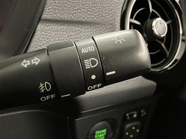 カローラアクシオ １．５Ｇ　ダブルバイビー　衝突回避システム　Ｂカメラ　ワンセグＴＶ　ＬＥＤライト　メモリナビ　オートエアコン　Ｉ－ＳＴＯＰ　スマートキー　盗難防止装置　ナビ＆ＴＶ　エアバッグ　キーレス　横滑り防止機能（19枚目）