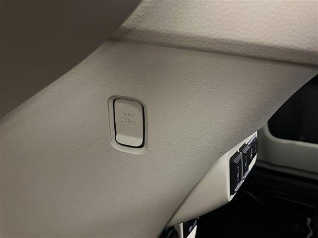 シエンタ ハイブリッドＺ　ＴＳＳ　ワンオーナ　エアバック　アルミ　キーレスエントリー　ナビＴＶ　イモビライザー　バックモニター　ＬＥＤヘッドライト　ＥＴＣ車載器　横滑り防止　スマートキー　オートエアコン　サイドエアバッグ（24枚目）