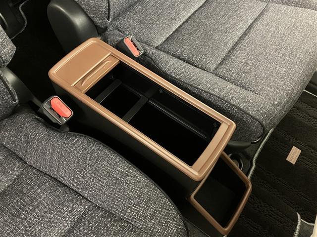 シエンタ ハイブリッドＺ　ＴＳＳ　ワンオーナ　エアバック　アルミ　キーレスエントリー　ナビＴＶ　イモビライザー　バックモニター　ＬＥＤヘッドライト　ＥＴＣ車載器　横滑り防止　スマートキー　オートエアコン　サイドエアバッグ（27枚目）