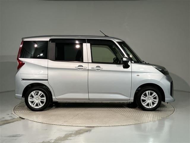 ルーミー Ｘ　左オートスライド　ＡＣ　ＶＳＣ　点検記録簿　ＰＷ　ＷエアＢ　ワンオーナ　イモビライザー　パワーステアリング　エアバッグ　バックモニター　アイドルストップ　メディアプレイヤー接続　キーレスエントリー（3枚目）