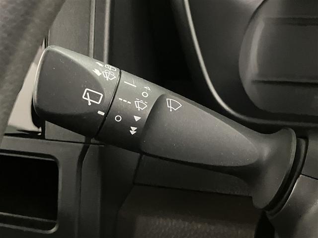 ルーミー Ｘ　左オートスライド　ＡＣ　ＶＳＣ　点検記録簿　ＰＷ　ＷエアＢ　ワンオーナ　イモビライザー　パワーステアリング　エアバッグ　バックモニター　アイドルストップ　メディアプレイヤー接続　キーレスエントリー（18枚目）