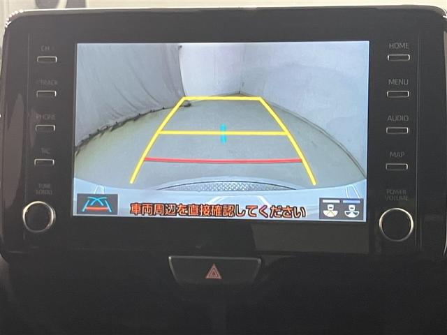 ヤリス ハイブリッドＧ　サイドエアバッグ　スマートキ　Ｂモニター　ドライブレコーダー　ＥＴＣ車載器　横滑り防止装置　クルコン　セキュリティアラーム　メディアプレイヤー接続　パワステ　キーフリー　オートエアコン　ＡＢＳ（7枚目）