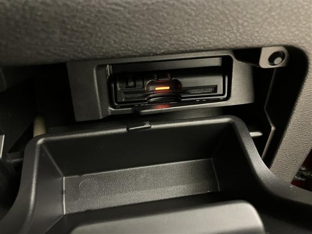 セレナ ハイウェイスター　ダブルエアコン　スマートキー＆プッシュスタート　メモリーナビゲーション　ＬＥＤ　キーレス　ナビＴＶ　横滑防止装置　点検記録簿　ミュージックプレイヤー接続可　ＥＴＣ車載器　ＤＶＤ再生　ダブルエアバック（15枚目）