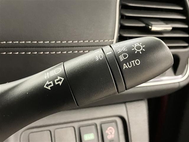 セレナ ハイウェイスター　ダブルエアコン　スマートキー＆プッシュスタート　メモリーナビゲーション　ＬＥＤ　キーレス　ナビＴＶ　横滑防止装置　点検記録簿　ミュージックプレイヤー接続可　ＥＴＣ車載器　ＤＶＤ再生　ダブルエアバック（22枚目）