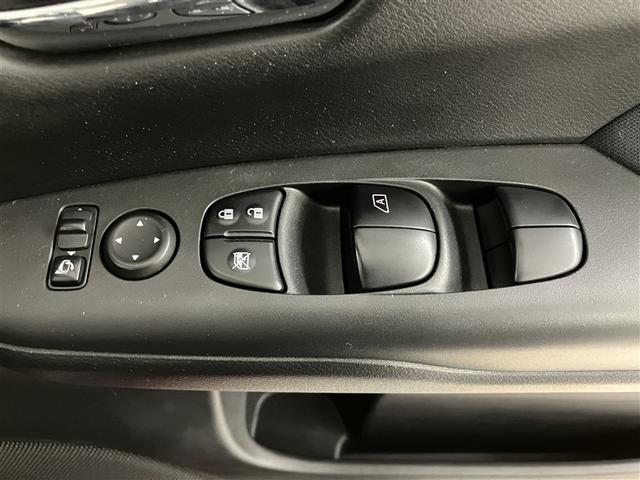 セレナ ハイウェイスター　ダブルエアコン　スマートキー＆プッシュスタート　メモリーナビゲーション　ＬＥＤ　キーレス　ナビＴＶ　横滑防止装置　点検記録簿　ミュージックプレイヤー接続可　ＥＴＣ車載器　ＤＶＤ再生　ダブルエアバック（27枚目）