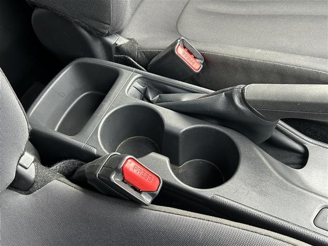 ヤリス ハイブリッドX カーテンエアバッグ イモビライザー バックモニター ワイヤレスキー ABS ナビ オートクルーズ ミュージックプレイヤー接続可 Wエアバック パワーウィンドウ オートエアコン ETC エアバック(25枚目)