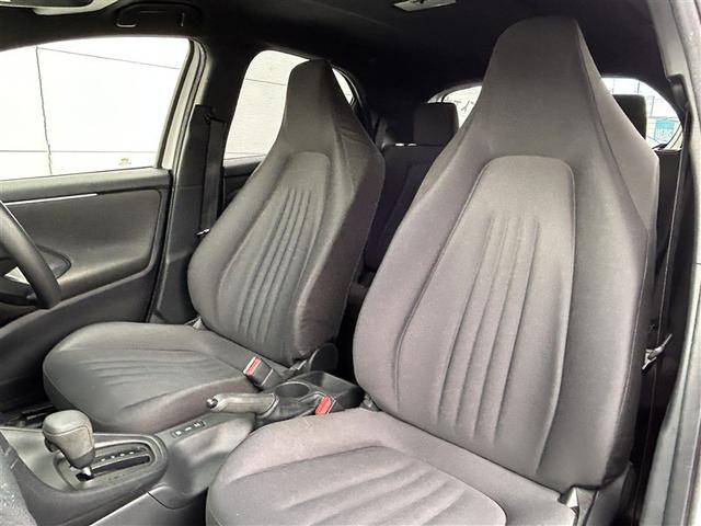 ヤリス ハイブリッドX カーテンエアバッグ イモビライザー バックモニター ワイヤレスキー ABS ナビ オートクルーズ ミュージックプレイヤー接続可 Wエアバック パワーウィンドウ オートエアコン ETC エアバック(27枚目)