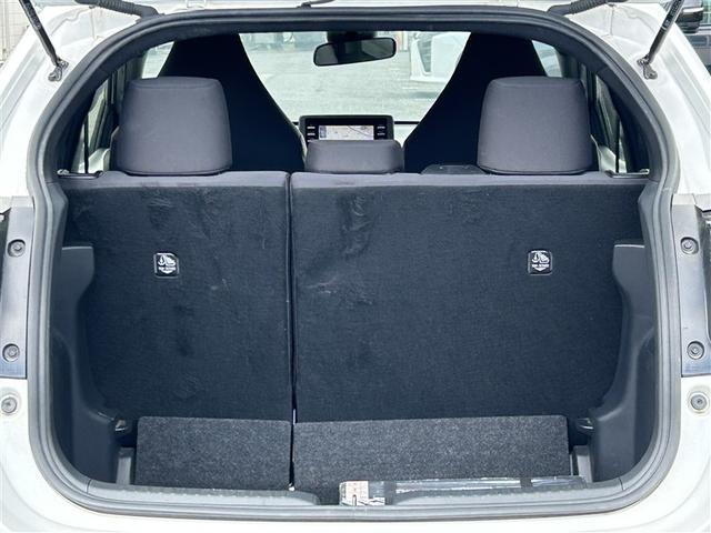 ヤリス ハイブリッドX カーテンエアバッグ イモビライザー バックモニター ワイヤレスキー ABS ナビ オートクルーズ ミュージックプレイヤー接続可 Wエアバック パワーウィンドウ オートエアコン ETC エアバック(29枚目)