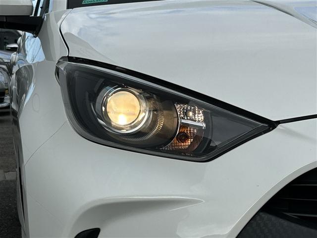 ヤリス ハイブリッドX カーテンエアバッグ イモビライザー バックモニター ワイヤレスキー ABS ナビ オートクルーズ ミュージックプレイヤー接続可 Wエアバック パワーウィンドウ オートエアコン ETC エアバック(34枚目)