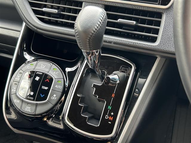 ヴォクシー ＺＳ　煌ＩＩ　両側ＰＳＤ　アルミホイール　ＶＳＣ　ナビ＆ＴＶ　ＤＶＤ再生可能　スマートキ－　ＰＳ　オートエアコン　キーレスエントリー　地デジＴＶ　全席パワーウインドウ　ＬＥＤライト　ＡＢＳ　バックモニター（16枚目）