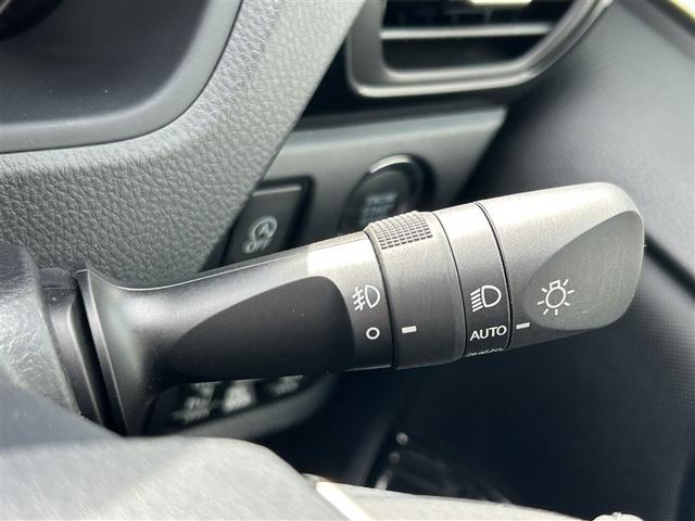 ヴォクシー ＺＳ　煌ＩＩ　両側ＰＳＤ　アルミホイール　ＶＳＣ　ナビ＆ＴＶ　ＤＶＤ再生可能　スマートキ－　ＰＳ　オートエアコン　キーレスエントリー　地デジＴＶ　全席パワーウインドウ　ＬＥＤライト　ＡＢＳ　バックモニター（19枚目）