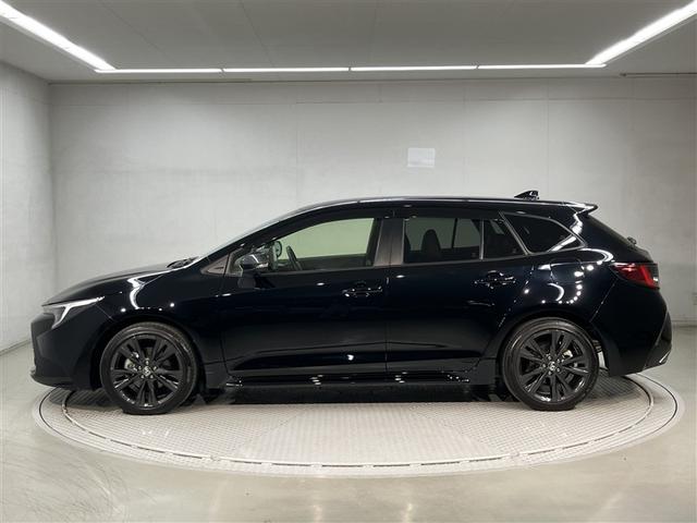 カローラツーリング ハイブリッド　ダブルバイビー　メディアプレイヤー接続　バックモニター　フルセグＴＶ　ＬＥＤライト　ワンオーナー　点検記録簿　クルコン　横滑り防止　盗難防止装置　ナビ・ＴＶ　ドライブレコーダー　エアバッグ　ＥＴＣ　ＡＢＳ　キーレス（2枚目）