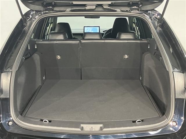 カローラツーリング ハイブリッド　ダブルバイビー　メディアプレイヤー接続　バックモニター　フルセグＴＶ　ＬＥＤライト　ワンオーナー　点検記録簿　クルコン　横滑り防止　盗難防止装置　ナビ・ＴＶ　ドライブレコーダー　エアバッグ　ＥＴＣ　ＡＢＳ　キーレス（18枚目）