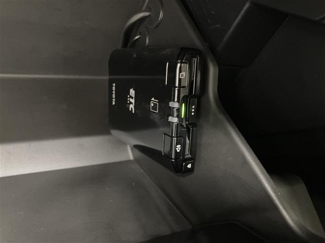 ＧＲ８６ ＳＺ　地上デジタル　スマートキ－　クルコン　ＬＥＤヘッドライト　ナビ＆ＴＶ　横滑防止装置　ＥＴＣ　フルオートエアコン　アルミ　ＤＶＤ再生　ミュージックプレイヤー接続可　盗難防止装置　記録簿　エアーバッグ（8枚目）